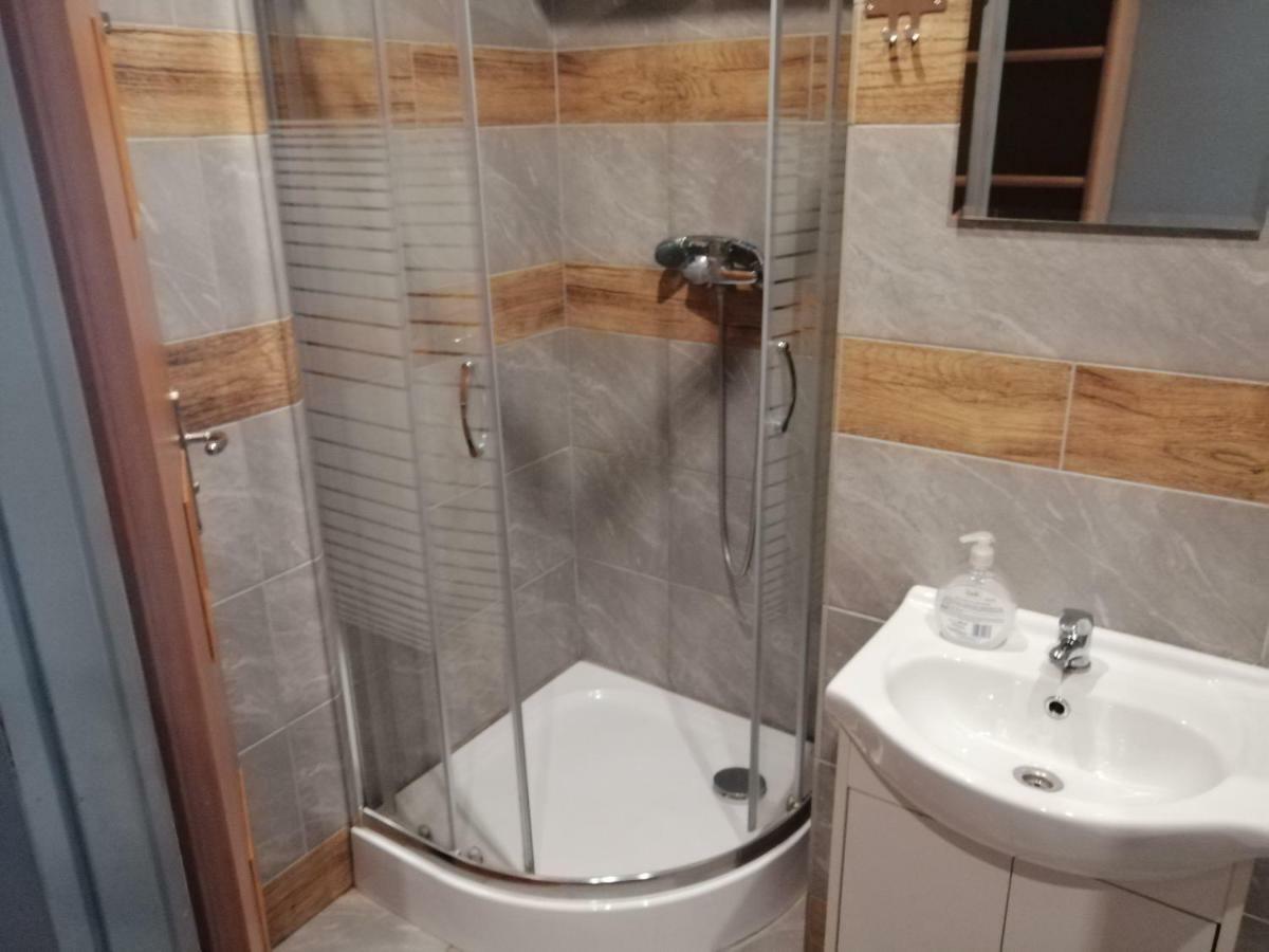 Pokoje Goscinne Polo Częstochowa Kültér fotó
